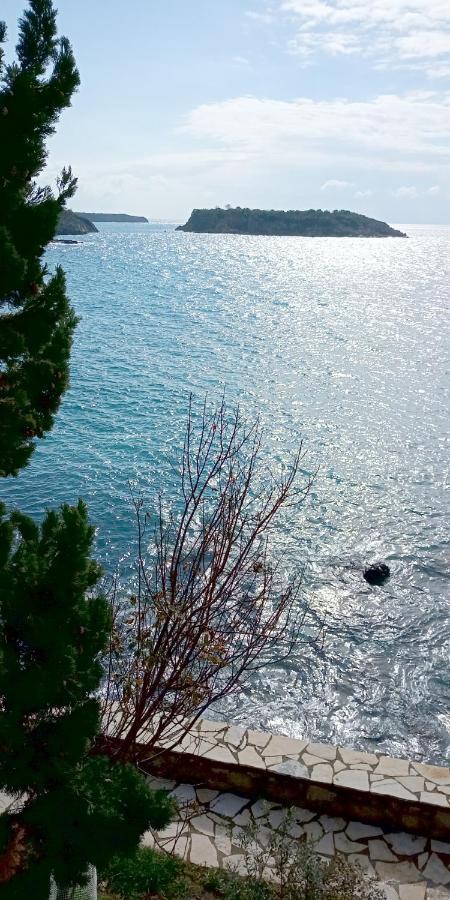 Апарт отель Gorgones, Sea-Front, Great View Кардамили Экстерьер фото