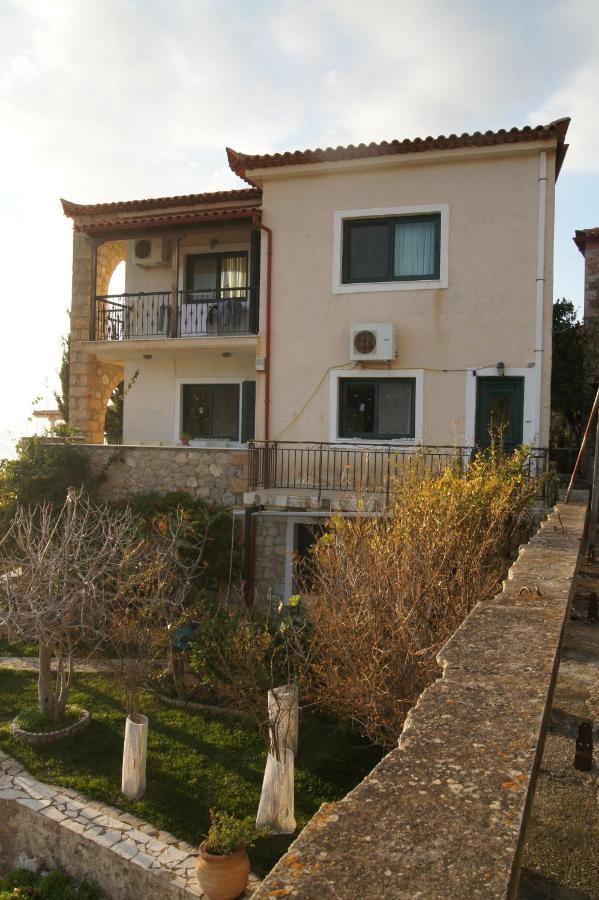 Апарт отель Gorgones, Sea-Front, Great View Кардамили Экстерьер фото